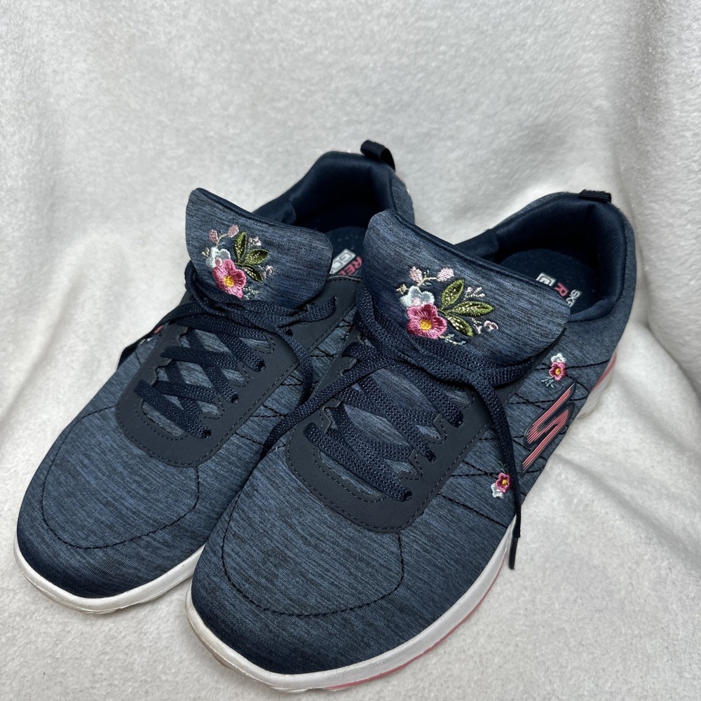 Skechers Women's Shoes With Floral Embroidery Design GoGolf Relaxed For Size 7.5 - Picture 2 of 16
